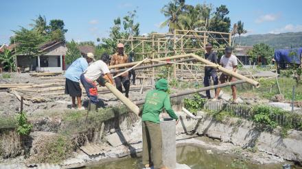 PROGRAM PEMANFAATAN TANAH KAS DESA UNTUK PENINGKATAN KESEJAHTERAAN MASYARAKAT 